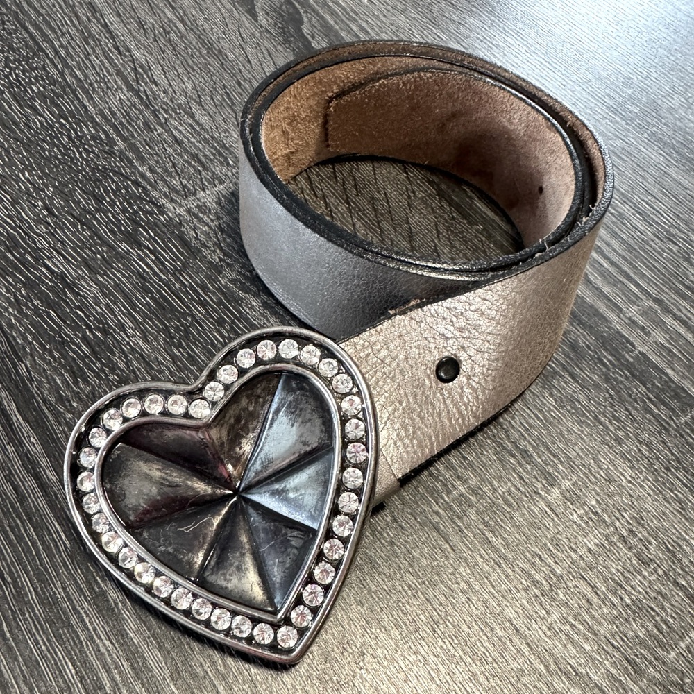 washed up HOLLYWOOD Rhinestone Heart Genuine Leather Belt Size 32 Made in USA